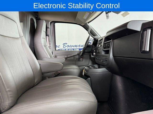 2025 Chevrolet Express 2500