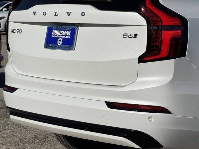 2026 Volvo XC90 B6 Ultra Dark 7P