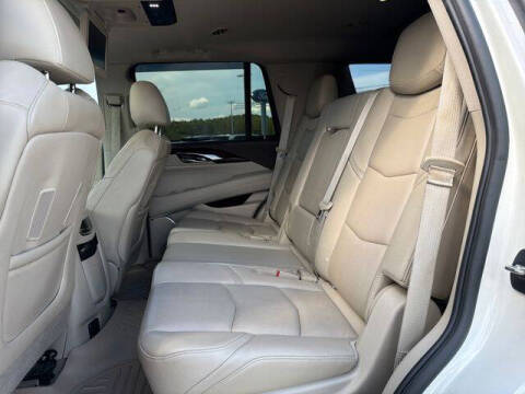 2015 Cadillac Escalade Luxury