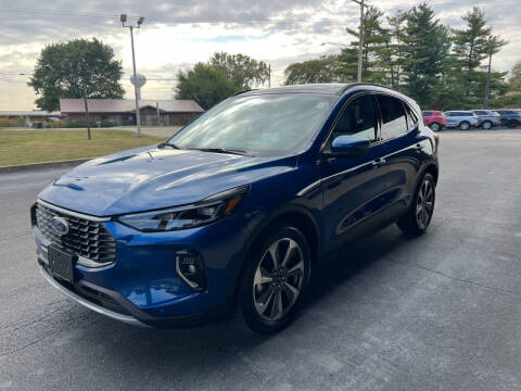 2023 Ford Escape Platinum