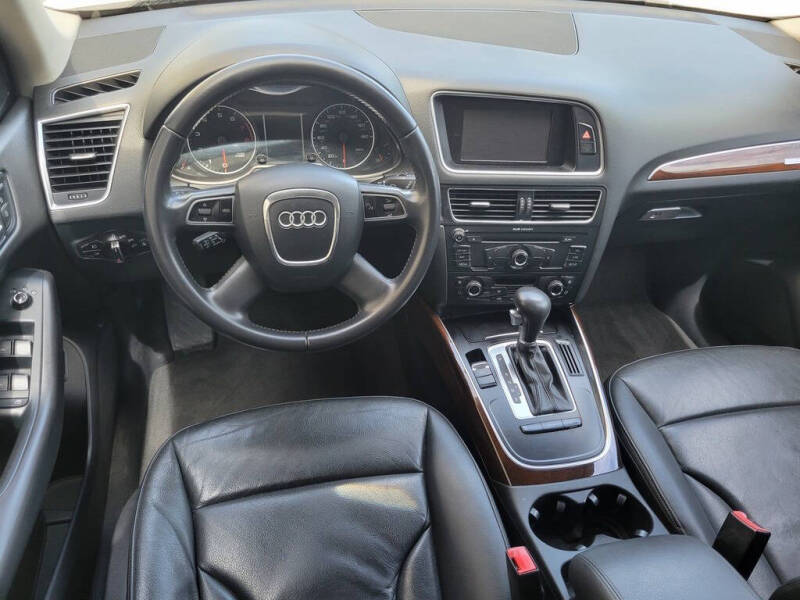 2012 Audi Q5 2.0T quattro Premium