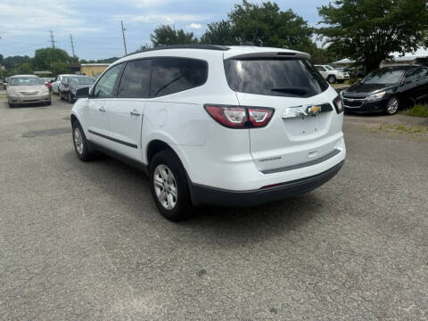 2017 Chevrolet Traverse LS