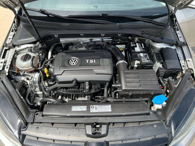 2016 Volkswagen Golf
