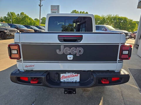 2026 Jeep Gladiator Shadow Ops