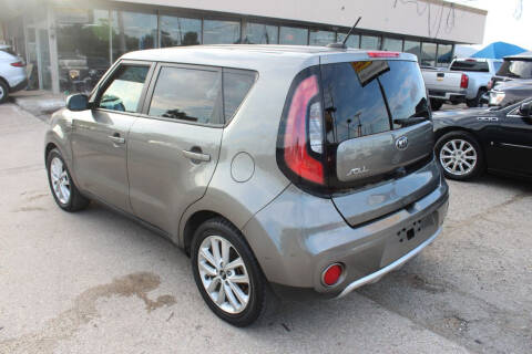 2018 Kia Soul +