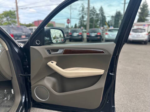 2012 Audi Q5 3.2 quattro Premium Plus