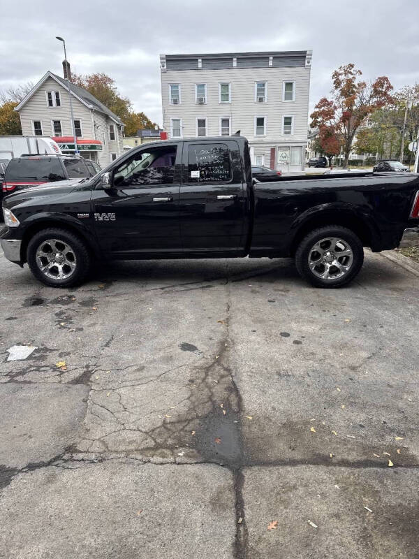 2017 RAM 1500 Laramie