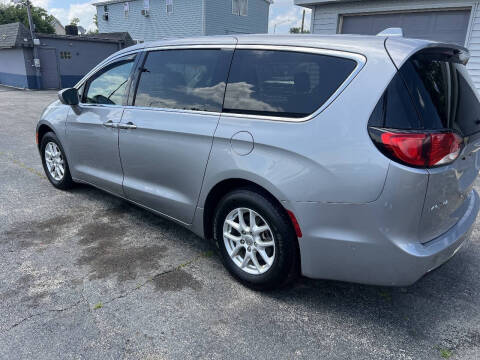 2020 Chrysler Pacifica Touring