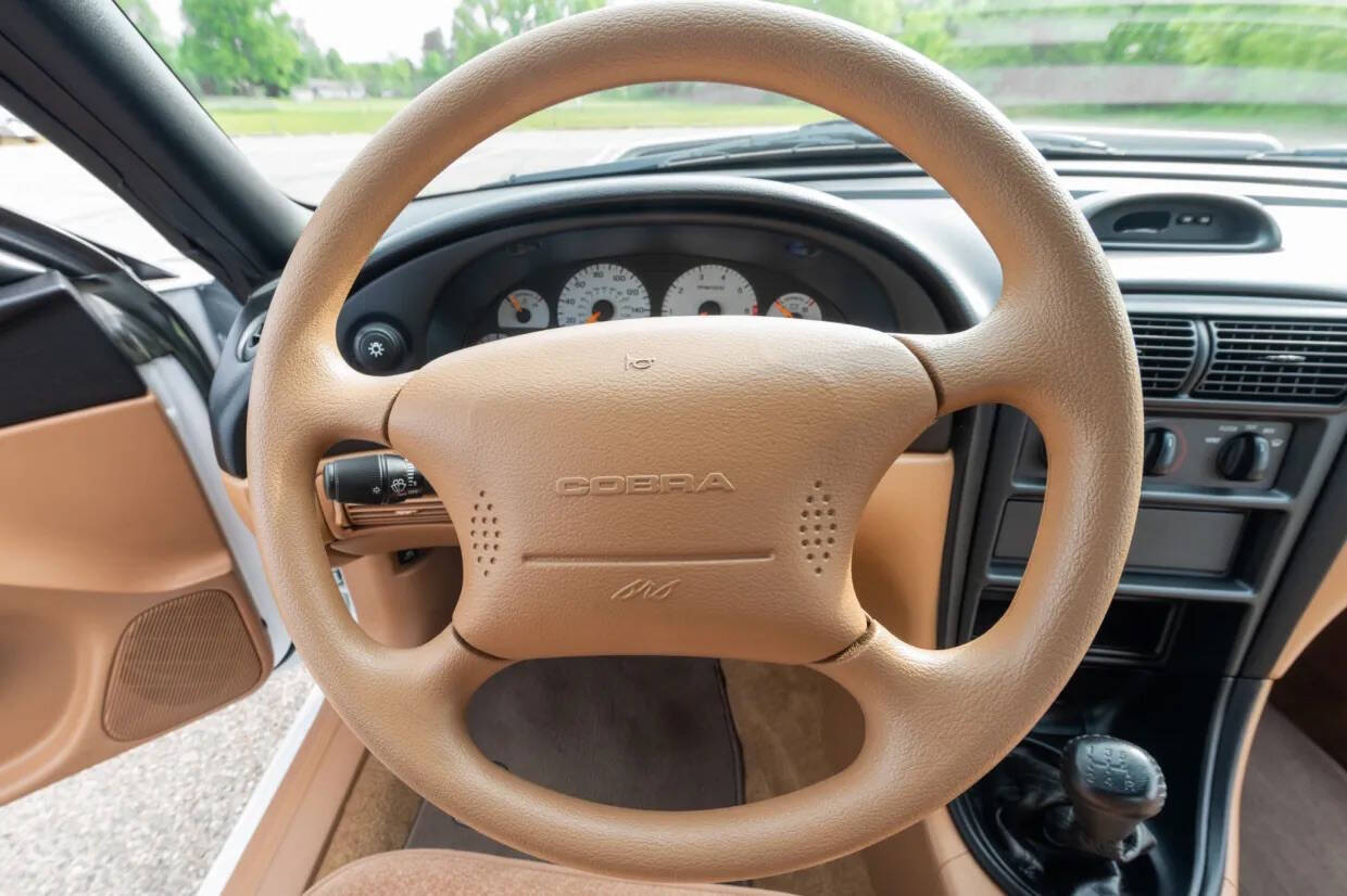 1995 Ford Mustang SVT Cobra 6