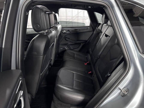 2022 Porsche Macan GTS