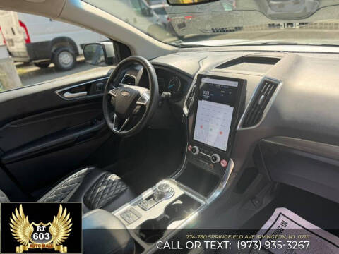 2023 Ford Edge Titanium