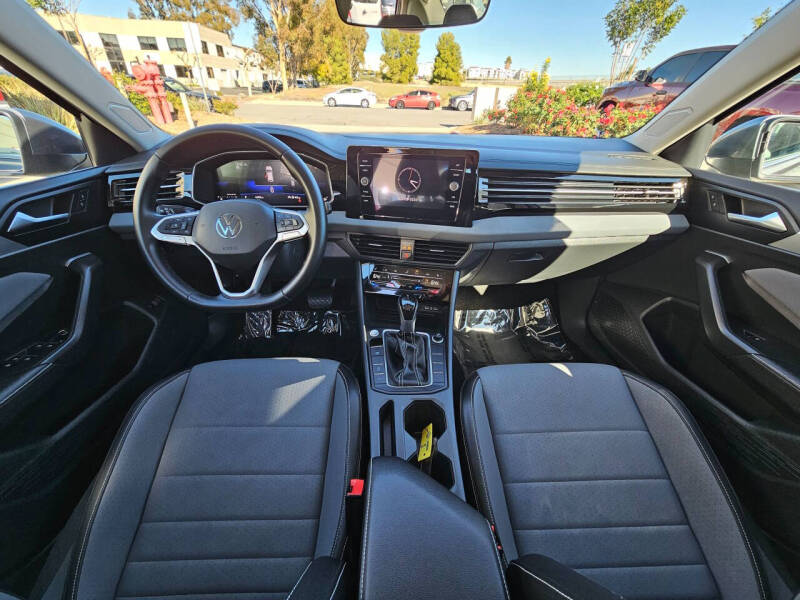 2025 Volkswagen Jetta SE