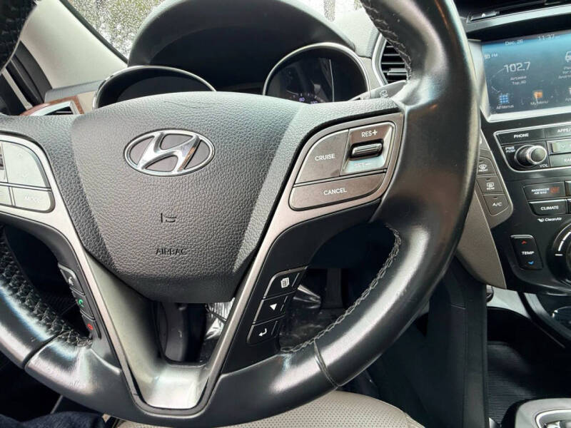 2019 Hyundai Santa Fe XL SE