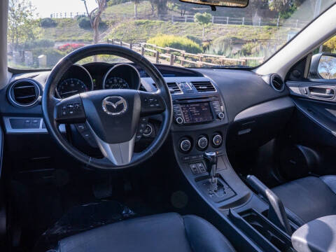 2013 Mazda MAZDA3 i Grand Touring