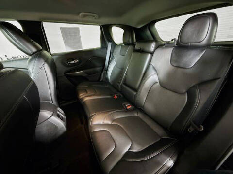 2022 Jeep Cherokee Latitude Lux