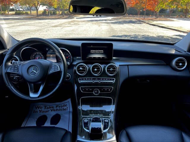 Mercedes-BenzC-Class30