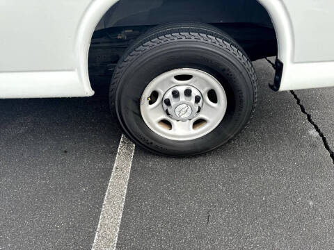 2017 Chevrolet Express 2500