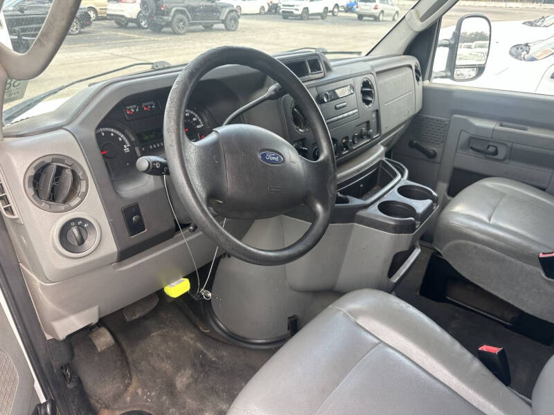 2012 Ford E-Series E-250