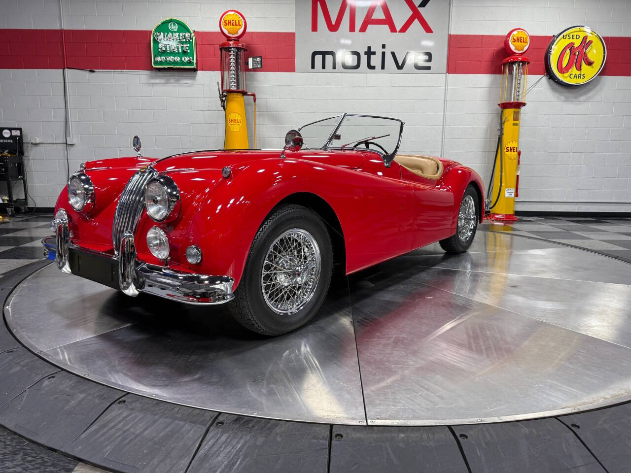 1956 Jaguar XK 140 Roadster 6