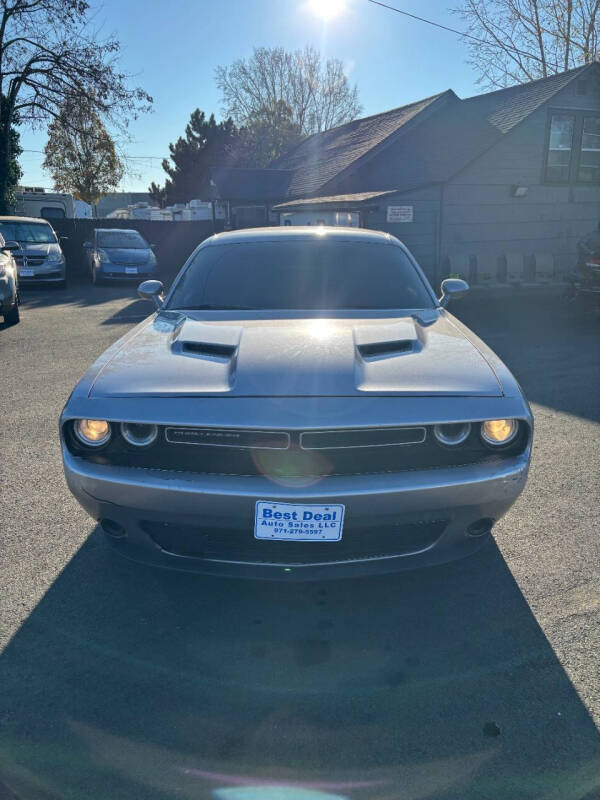 Dodge Challenger's photo