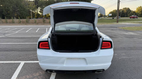 2012 Dodge Charger SE