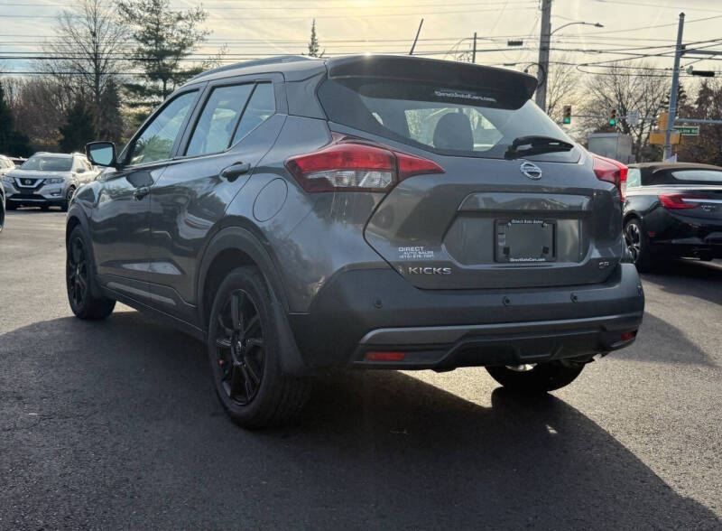 2020 Nissan Kicks SR