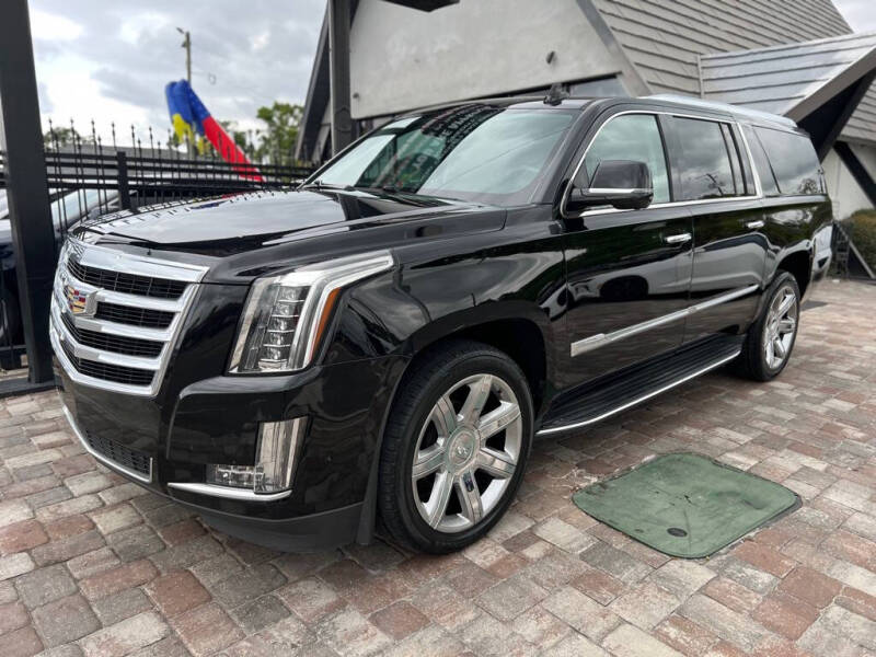 2020 Cadillac Escalade ESV Luxury