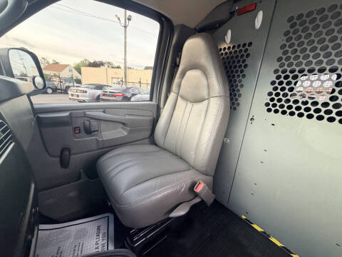 2007 GMC Savana 2500