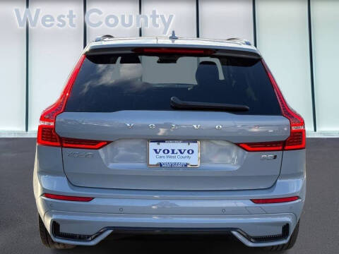 2025 Volvo XC60 B5 Plus Dark Theme