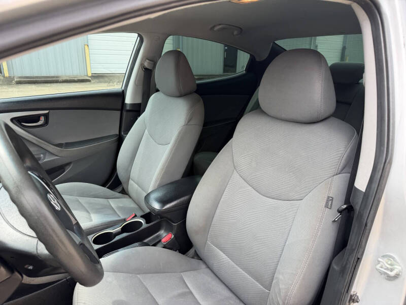 2011 Hyundai Elantra GLS