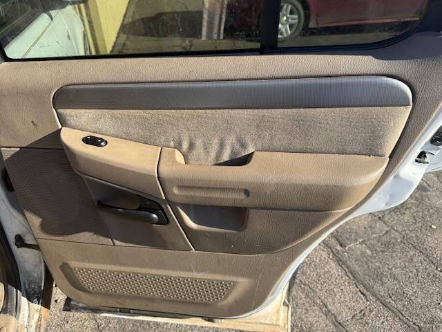 2004 Ford Explorer XLT