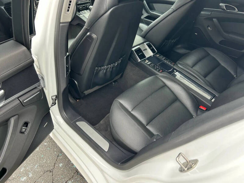 2014 Porsche Panamera