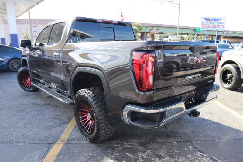 2021 GMC Sierra 1500 SLT