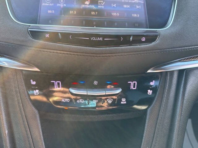 2017 Cadillac XT5 Platinum