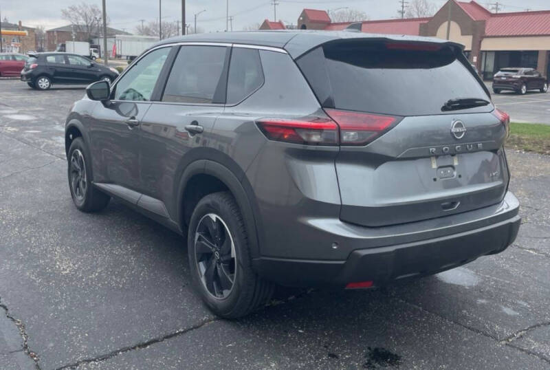 2025 Nissan Rogue SV