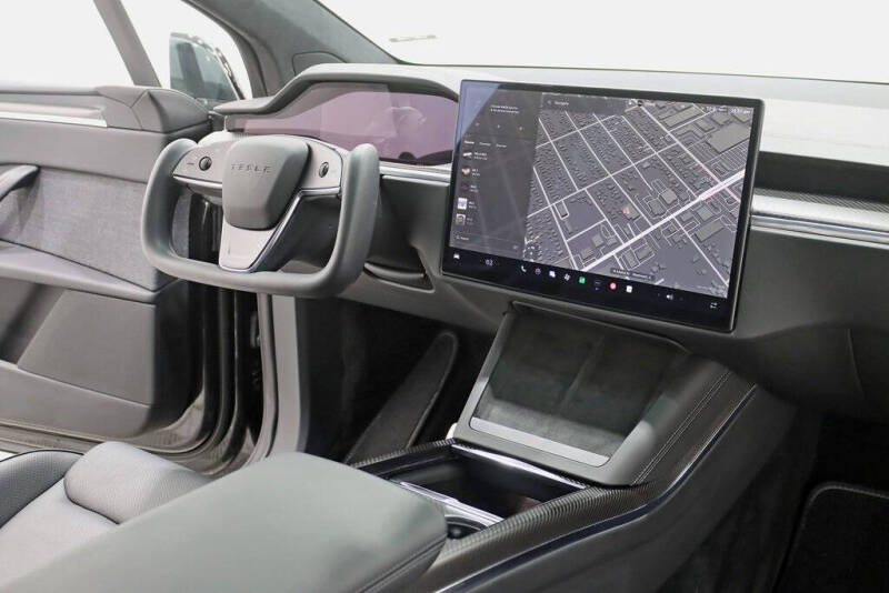 2022 Tesla Model X Plaid