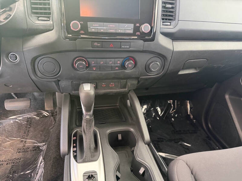 2023 Nissan Frontier S