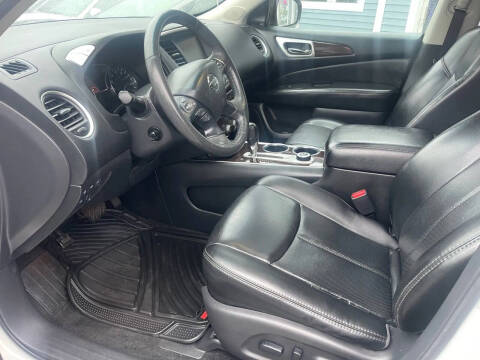 2016 Nissan Pathfinder Platinum