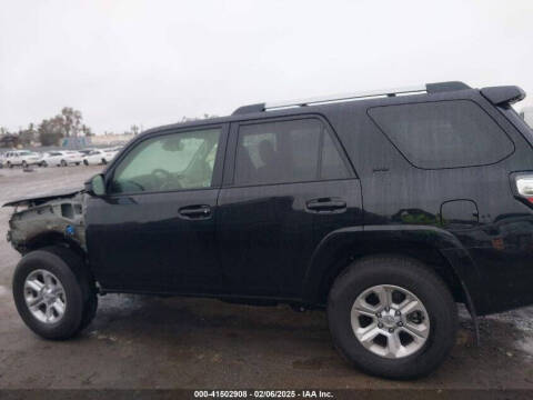 2024 Toyota 4Runner SR5