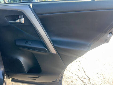 2018 Toyota RAV4 Adventure