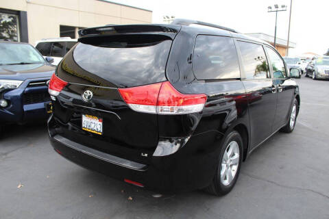 2012 Toyota Sienna