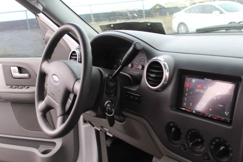 2004 Ford Expedition XLT