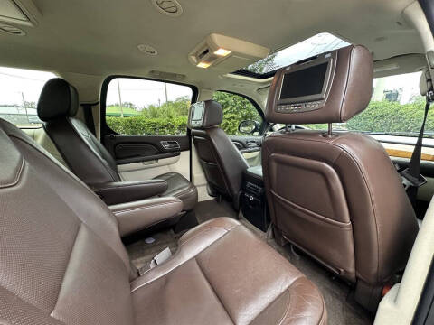 2011 Cadillac Escalade ESV Platinum Edition