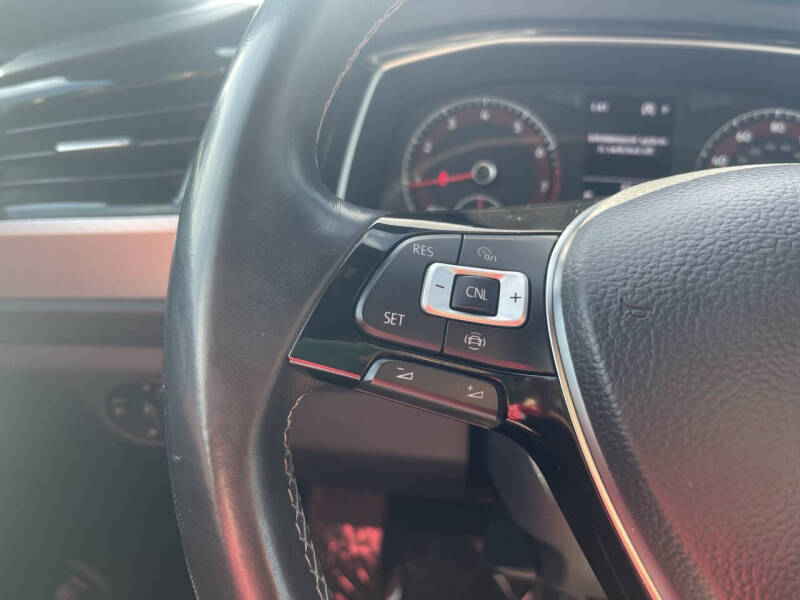 2019 Volkswagen Jetta R-Line