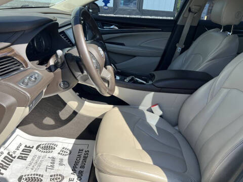 2017 Buick LaCrosse Preferred