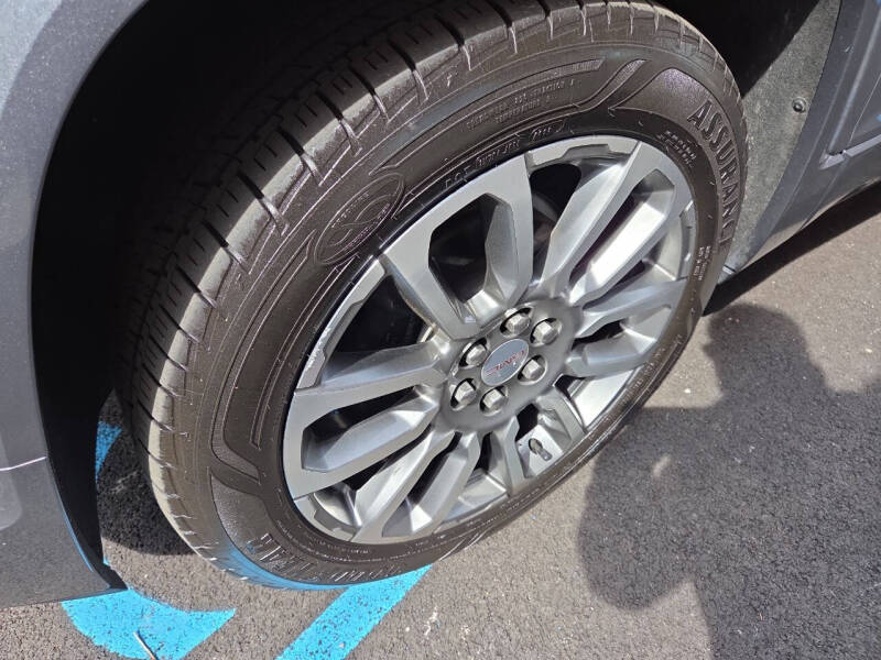 2021 GMC Acadia Denali