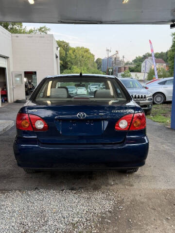 2004 Toyota Corolla LE