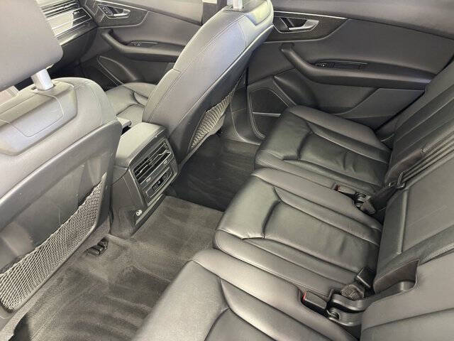 2021 Audi Q7 quattro Premium Plus 55 TFSI