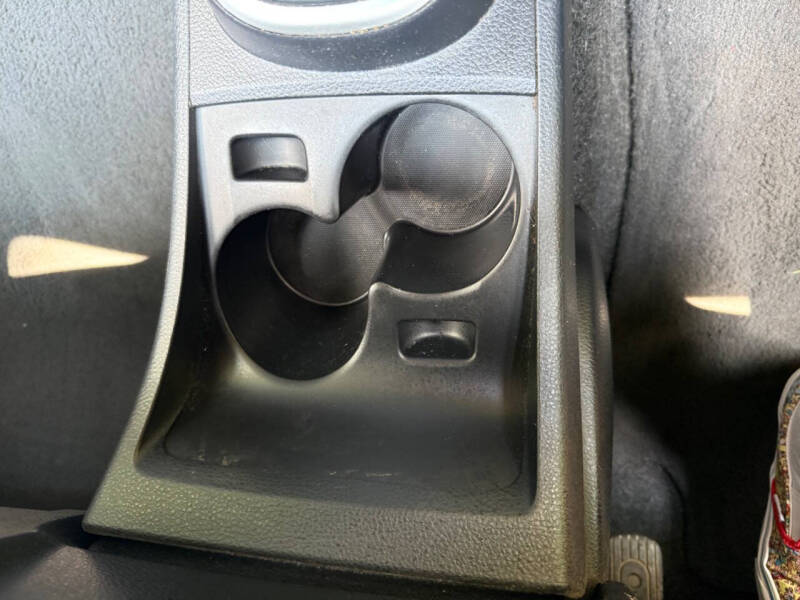 2010 Nissan Versa 1.8 S