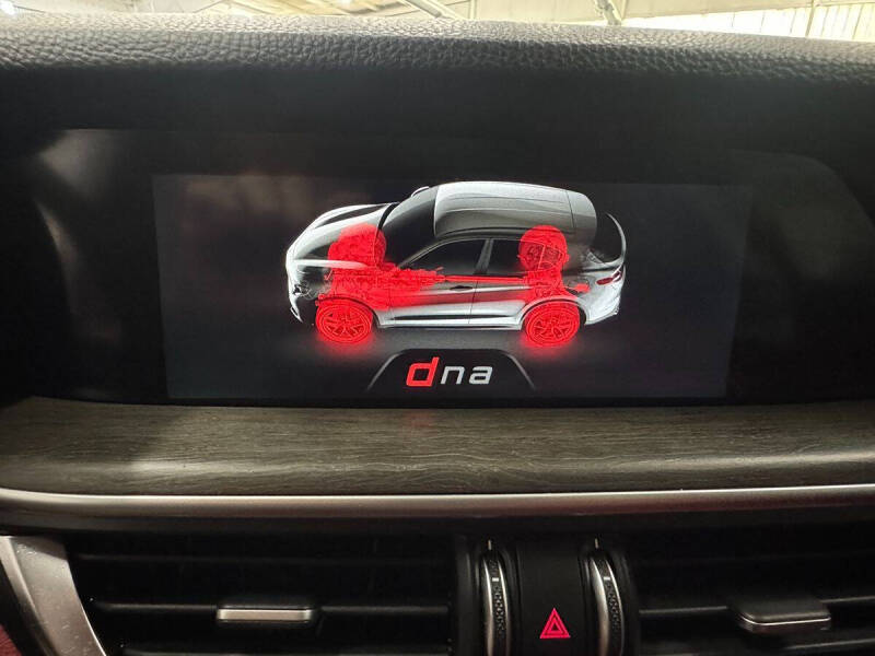 2018 Alfa Romeo Stelvio Ti